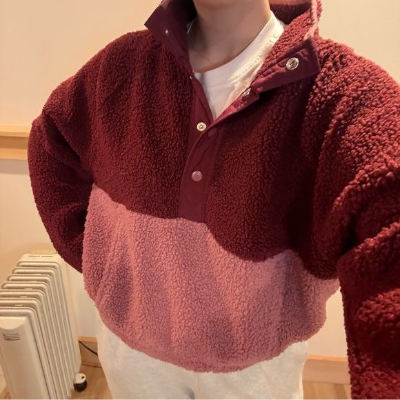 Old Navy Long-Sleeve Oversized Two-Tone Sherpa Sweatshirt Women’s Size M - Picture 6 of 6